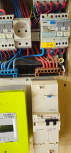 Photo de galerie - Dépannage sur tableau électrique chez un particulier. 