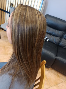 Photo de galerie - Coloration et balayage 