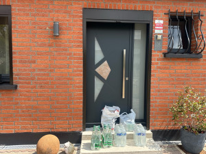 Photo de galerie - Livraisons de courses à domicile. À la porte, et aide au rangement si nécessaire !