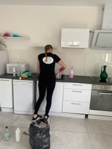 Photo de galerie - Nettoyage complet d’appartement avant déménagement. Logement rendu propre, soigné et prêt à être remis