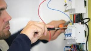 Photo de galerie - Renovation, neuf, ancien , prise, interrupteur, pose tableau, installation four, plaque vitro, led, luminaire