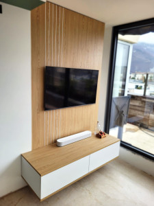 Photo de galerie - Meuble TV avec une continuité murale