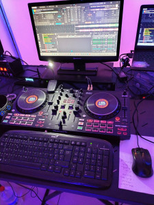 Photo de galerie - DJ - Disc Jockey