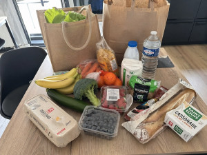 Photo de galerie - Aide à la personne : courses réalisées pour un particulier.