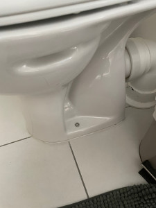 Photo de galerie - Pose wc avec évacuation + systèmes 