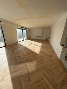 Photo de galerie - Parquet en chevron coller 