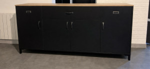 Photo de galerie - Meuble de salle à manger 