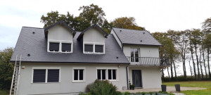 Photo de galerie - Démoussage de toiture 