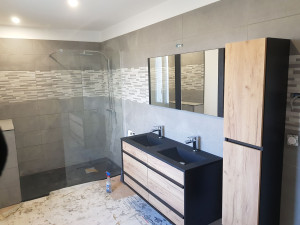 Photo de galerie - Création  complète salle de bain. 