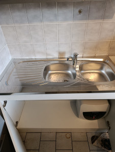 Photo de galerie - Installation évier avec ballon d' eau 10 l