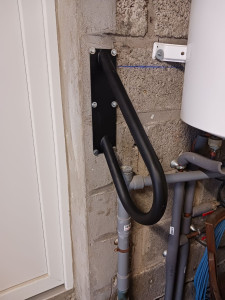 Photo de galerie - Fixation d'une rampe d'escalier