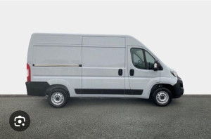 Photo de galerie - Charge et décharge et trie en déchetterie 