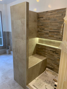 Photo de galerie - Réalisation du carrelage d’une salle de bain