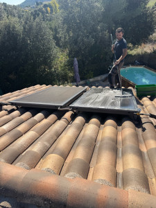Photo de galerie - Nettoyage des panneaux solaires