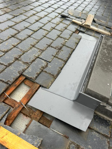 Photo de galerie - Changement de raccord d’étanchéité du Velux