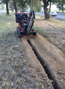 Photo de galerie - Trancheuse de sol - parfait pour vos tranchées 