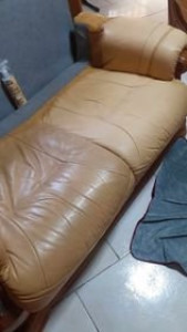 Photo de galerie - Nettoyage canapé en cuir