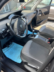 Photo de galerie - Nettoyer voiture 