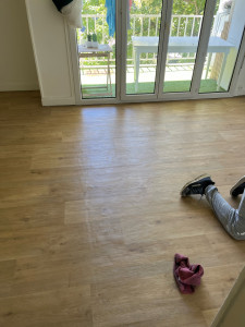 Photo de galerie - Pose et coupe du Lino