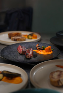 Photo de galerie - Restauration:un nouveau menu à présenter, c'est bon petit plat capturer en image pendant le service 