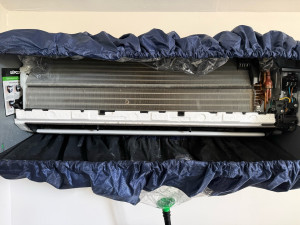 Photo de galerie - Nettoyage d’une climatisation groupe intérieur et extérieur, nettoyage à la vapeur et désinfection à l’ozone