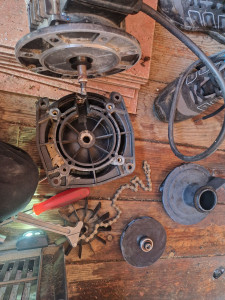 Photo de galerie - Remplacement garniture + turbine pompe piscine 