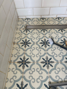 Photo de galerie - Avant grand nettoyage douche 