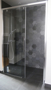 Photo de galerie - Création et réalisation d'une cabine de douche