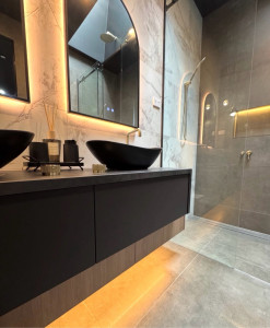 Photo de galerie - Meuble vasque sur mesure 