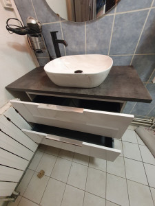 Photo de galerie - Montage et installation d un meuble sous vasque et vasque de salke de bain 