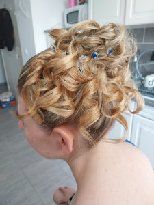 Photo de galerie - Chignon  mariage