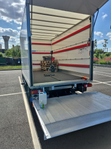 Photo de galerie - Bonjour je suis à votre service pour tout déménagement et service associé..manipulation manutention livraison de  meubles  [ets]