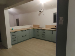 Photo de galerie - Pose d'une cuisine Castorama 