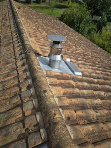 Photo de galerie - Entourage en zinc d evacuation de poil. tresse 