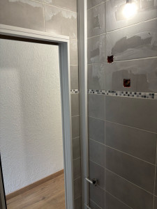 Photo de galerie - Pose de faïence salle de bain 