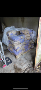 Photo de galerie - Déplacer 2940kg de ciment en 4h de en bas à en haut de la colline à pied. 