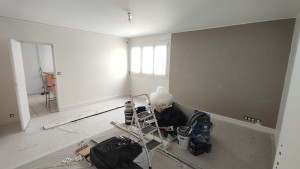Photo de galerie - Mise en peinture pièce de vie