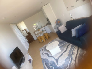 Photo de galerie - Ménage complet et rangement du salon. Des espaces propres, dépoussiérés et impeccables.