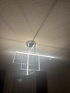 Photo de galerie - Installation lustre