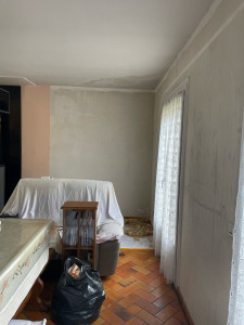 Photo de galerie - Dépose de papier peint enduit