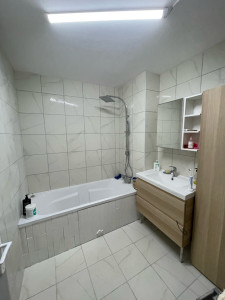 Photo de galerie - Salle de bain carrelage complet 