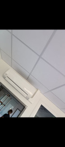 Photo de galerie - Pose climatisation murale dans bureau commercial 