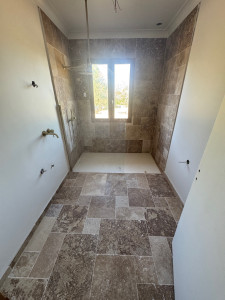 Photo de galerie - Travertin SDB 4 opus