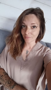 Photo de galerie - Bonjour, je suis agent d'entretien et animatrice avec bafa. Je suis disponible le matin jusque 11h, les mercredis matin ou après midi une semaine sur deux et pendant les vacances pour garder vos loulous. Merci 