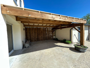 Photo de galerie - Réalisation d’un abris de jardin sur mesure