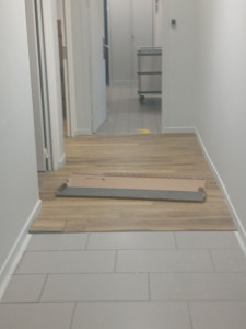 Photo de galerie - Pose de parquet et plaintes