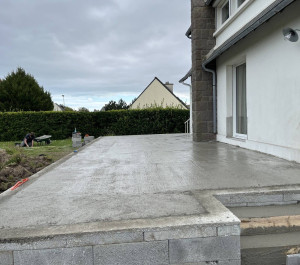 Photo de galerie - Réalisation d'une dalle pour terrasse. 
