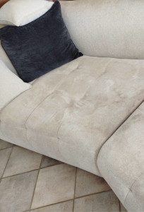 Photo de galerie - Nettoyage d’un canapé (avant)