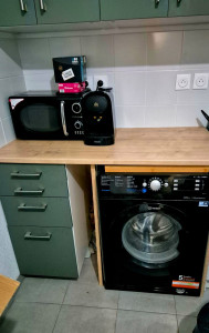 Photo de galerie - Montage  meuble  de  cuisine  et mise  en place  de  machine  à laver le linge  