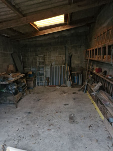 Photo de galerie - Vidage d'un ancien garage.